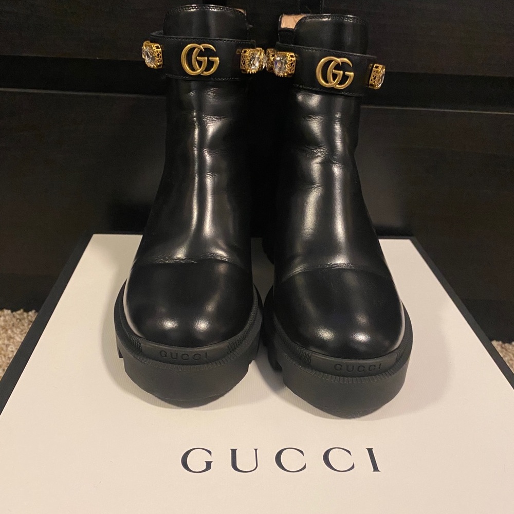 Gucci Leather boots